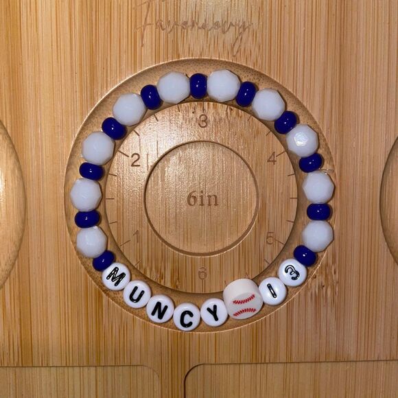 Dodgers Max Muncy Bracelet - Picture 1 of 2